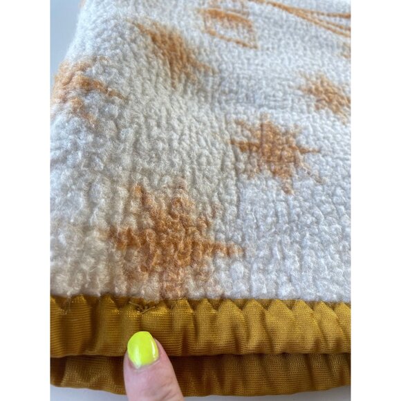 Vintage baby blanket, reversible fleece with satin trim, elf and stars - Picture 9 of 10